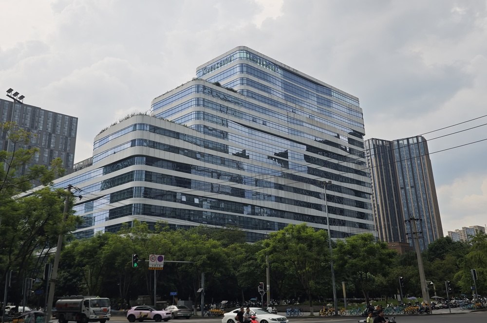 腾讯成都大厦外立面图